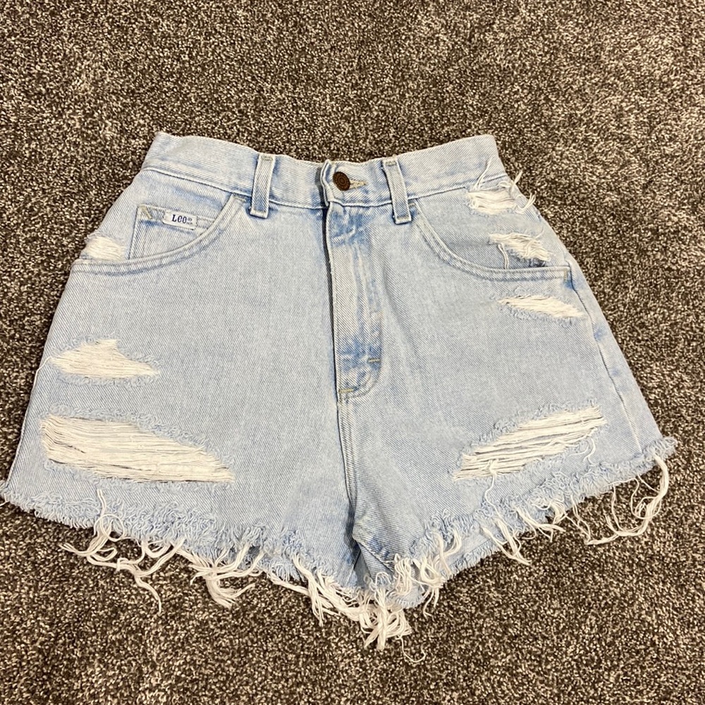 Lee size 24 high wasted shorts